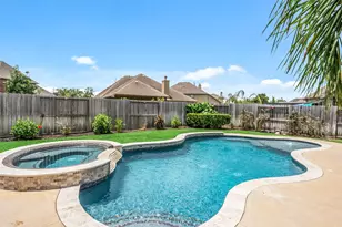 1324 Elkins Hollow Ln, League City, TX 77573 - Photo 39