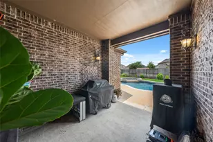 1324 Elkins Hollow Ln, League City, TX 77573 - Photo 33