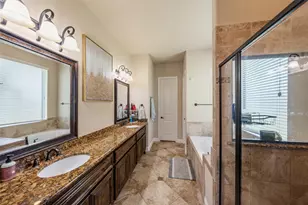 1324 Elkins Hollow Ln, League City, TX 77573 - Photo 23