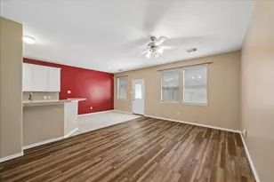341 Capella Oaks Ln, Dickinson, TX 77539 - Photo 3