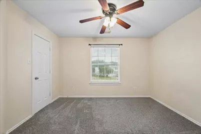 341 Capella Oaks Lane, Dickinson, TX 77539 - Photo 9