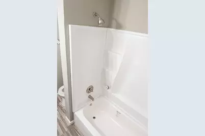 5532 Eskridge Street #6, Houston, TX 77023 - Photo 11