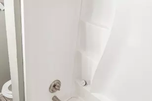 5532 Eskridge St, Houston, TX 77023 - Photo 11