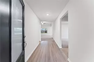 16158 Sugar Fls Dr, Conroe, TX 77303 - Photo 3