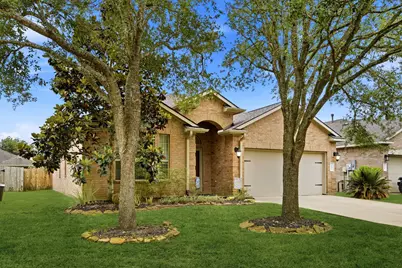 3233 Emma Lake Court, Dickinson, TX 77539 - Photo 3