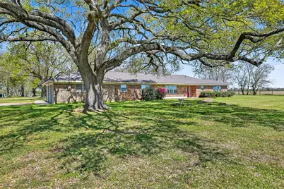11934 Fm 1994 Road, Guy, TX 77444 - Photo 1