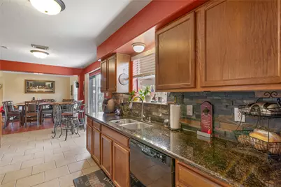 3727 Oak Lace Drive, Spring, TX 77389 - Photo 9