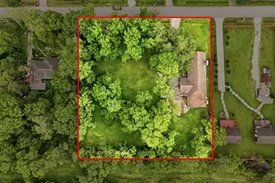 9318 Klondike St, Houston, TX 77075 - Photo 3