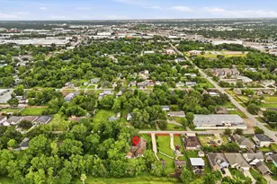 9318 Klondike St, Houston, TX 77075 - Photo 7
