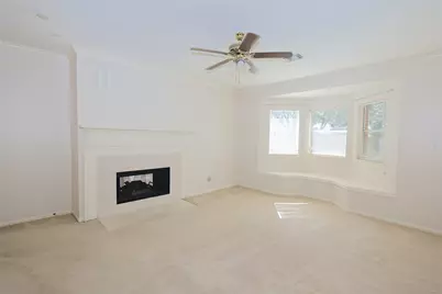 1107 Magnolia Woods Court, Sugar Land, TX 77479 - Photo 11