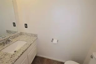 1107 Magnolia Woods Ct, Sugar Land, TX 77479 - Photo 9