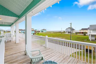 3347 Prides Way, Crystal Beach, TX 77650 - Photo 9