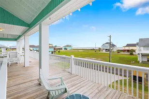 3347 Prides Way, Crystal Beach, TX 77650 - Photo 9