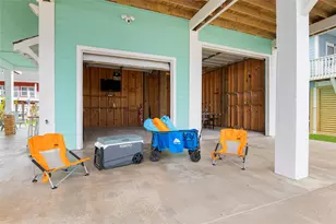 3347 Prides Way, Crystal Beach, TX 77650 - Photo 35