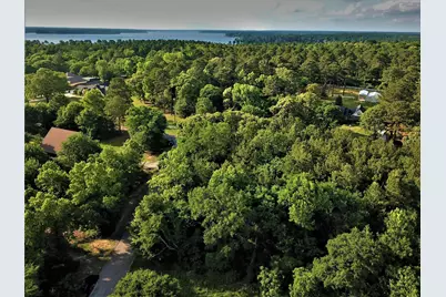 7 Dairyland, Willis, TX 77318 - Photo 3