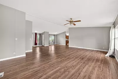5982 Waukegan Rd, Conroe, TX 77306 - Photo 15