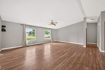 5982 Waukegan Rd, Conroe, TX 77306 - Photo 13