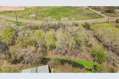 302 Blue Creek Road, El Campo, TX 77437 - Photo 5