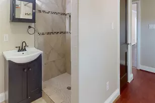 511 Pearl St, Baytown, TX 77520 - Photo 11