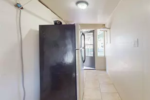 511 Pearl St, Baytown, TX 77520 - Photo 17