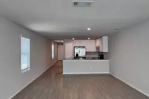 144 Hollywood Dr, New Braunfels, TX 78130 - Photo 5