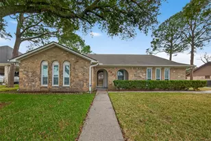 2907 Virginia St, La Marque, TX 77568 - Photo 1