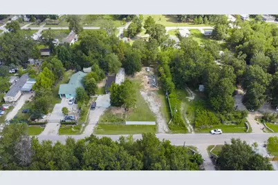 303 County Road 3417, Cleveland, TX 77327 - Photo 5