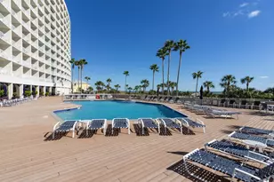 1401 E Beach Dr, Galveston, TX 77550 - Photo 37