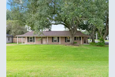 900 6th Street, Bay City, TX 77414 - Photo 1