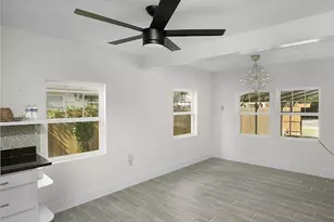 7901 Helmers St, Houston, TX 77022 - Photo 17