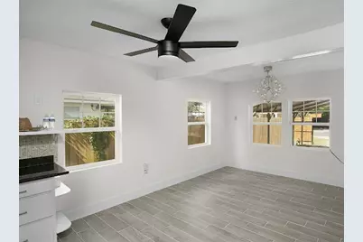 7901 Helmers Street, Houston, TX 77022 - Photo 17