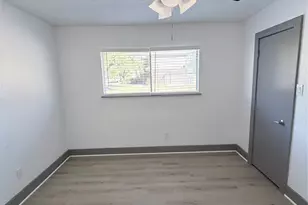 9750 Guest St, Houston, TX 77078 - Photo 23