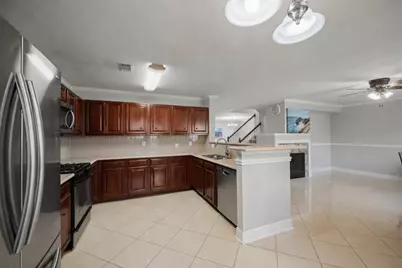 12031 Blade Borough Court, Houston, TX 77089 - Photo 13