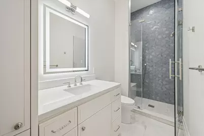 11607 Shady Grove Lane, Houston, TX 77024 - Photo 37