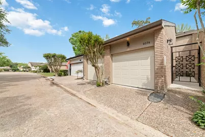 9374 Briar Forest Drive, Houston, TX 77063 - Photo 29