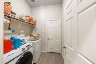 306 Helen St, Cleveland, TX 77328 - Photo 9