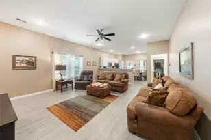 306 Helen St, Cleveland, TX 77328 - Photo 7