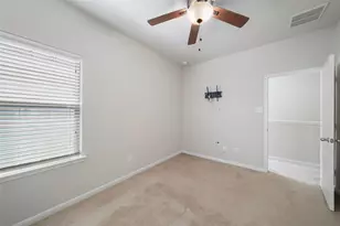 9303 Fuqua Breeze Dr, Houston, TX 77075 - Photo 21