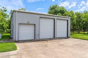 3054 Fm 2611 Rd, Brazoria, TX 77422 - Photo 7