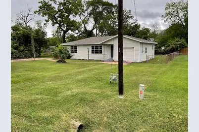 1156 2nd Street, Clute, TX 77531 - Photo 1