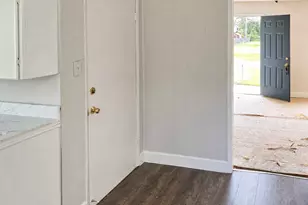 1156 2nd St, Clute, TX 77531 - Photo 21