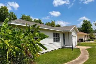 1156 2nd St, Clute, TX 77531 - Photo 11