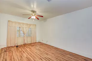 5007 Edfield St, Houston, TX 77033 - Photo 11