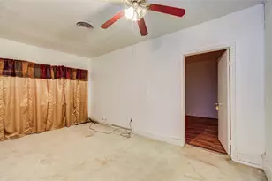 5007 Edfield St, Houston, TX 77033 - Photo 9