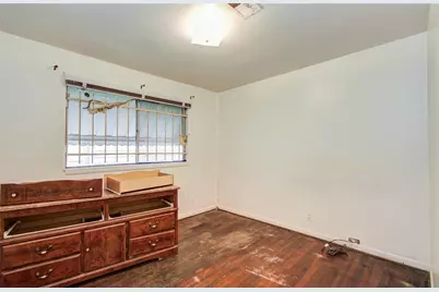 5007 Edfield Street, Houston, TX 77033 - Photo 21