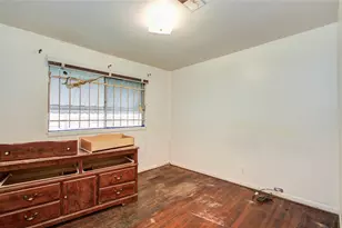 5007 Edfield St, Houston, TX 77033 - Photo 21