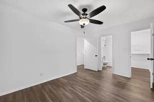 12957 Shannon Hills Dr, Houston, TX 77099 - Photo 25