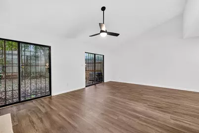 12957 Shannon Hills Drive, Houston, TX 77099 - Photo 13