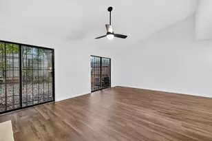 12957 Shannon Hills Dr, Houston, TX 77099 - Photo 13