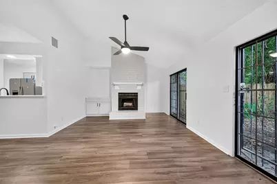12957 Shannon Hills Drive, Houston, TX 77099 - Photo 15